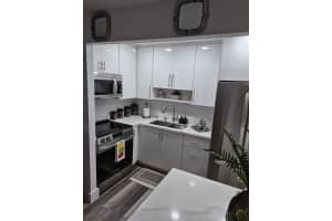 5773 Washington St J21 Hollywood, FL 33023 - MLS#A11767455