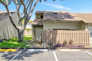 8025 SW 21st Pl, Davie, FL 33324, Sold 05/23/25
