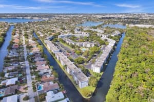 101 Royal Pk Dr APT 1A, Oakland Park, FL 33309, Sold 05/13/25