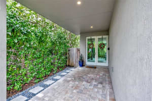 709 SW 17th St, Fort Lauderdale, FL 33315, Sold 06/30/25