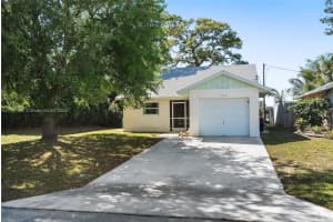 5976 SE Collins Ave, Stuart, FL 34997, Sold 04/21/25