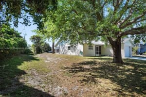 5976 SE Collins Ave, Stuart, FL 34997, Sold 04/21/25