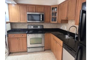 400 Kings Point Dr APT 209, Sunny Isles Beach, FL 33160, - MLS#A11767663