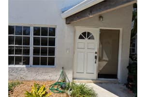 917 SE 13th St #1, Fort Lauderdale, FL 33316, Sold 05/15/25
