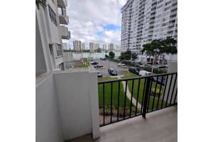 2750 NE 183rd St APT 301, Aventura, FL 33160, - MLS#A11767786