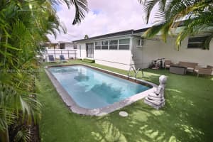 7860 SW 17th St, Miami, FL 33155, Sold 08/08/25