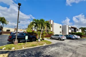 571 NW 107th Ave APT 203, Miami, FL 33172, Sold 05/16/25