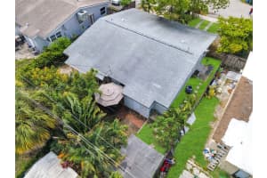 351 NE 57th Ct, Oakland Park, FL 33334, Sold 05/07/25