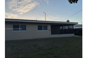 2915 SW 127th Ave, Miami, FL 33175, Sold 05/09/25