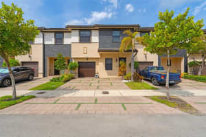 15780 NW 91st Ct, Miami Lakes, FL 33016, Sold 07/02/25
