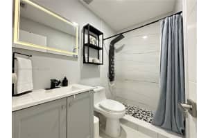 2001 N 31st Rd, Hollywood, FL 33021, Sold 09/03/25