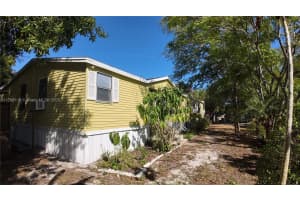451 Montura Ave, Clewiston, FL 33440, - MLS#A11768119