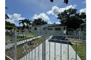 1136 NW 46th St, Miami, FL 33127, Sold 05/16/25
