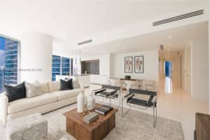 300 Biscayne Blvd Way #3707, Miami, FL 33131, Sold 08/04/25