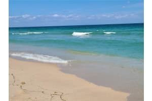 3015 N Ocean Blvd APT 17C, Fort Lauderdale, FL 33308, Sold 04/25/25
