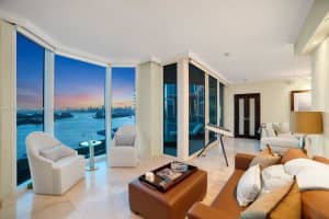 300 South Pointe Dr APT 1902, Miami Beach, FL 33139, Sold 07/07/25