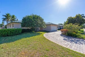 5000 Cleveland St, Hollywood, FL 33021, Sold 08/04/25