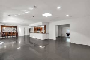 5000 Cleveland St, Hollywood, FL 33021, Sold 08/04/25