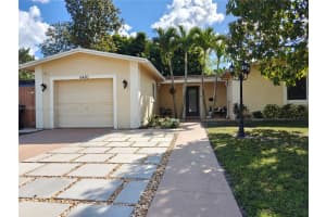 6480 SW 7th Pl, North Lauderdale, FL 33068, Sold 05/19/25