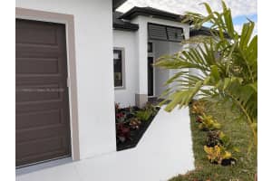 2122 NE 14th Pl, Cape Coral, FL 33909, - MLS#A11768593
