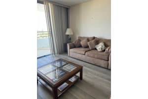 2500 Parkview Dr 1610, Hallandale Beach