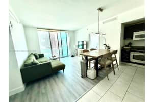 950 Brickell Bay Dr APT 2706, Miami, FL 33131, - MLS#A11768648