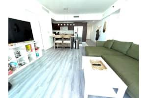 950 Brickell Bay Dr APT 2706, Miami, FL 33131, - MLS#A11768648