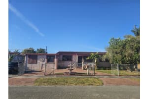 7835 Sw 17th St, Miami