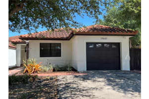19647 NW 85th Ave, Hialeah, FL 33015, Sold 06/09/25