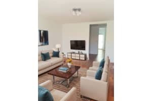 745 13th St 16, Miami Beach