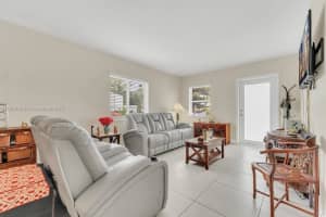 15840 Ne 14th Ct North Miami Beach, FL 33162 - MLS#A11768708