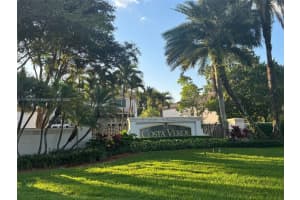 3198 NW 98th Ct, Doral, FL 33172, Sold 07/11/25