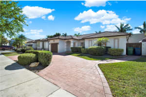 16778 NW 91st Ct, Miami Lakes, FL 33018, Sold 08/13/25