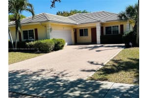 612 NW 17th Ave, Pompano Beach, FL 33069, Sold 07/03/25