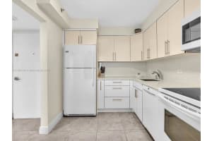 20505 E Country Club Dr APT 2233, Aventura, FL 33180, - MLS#A11769180