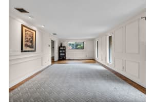 15901 W Troon Cir, Miami Lakes, FL 33014, Sold 05/16/25