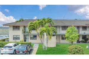 5835 W 20th Ave Apt 112, Hialeah, FL 33012, Sold 04/28/25