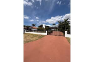 8325 SW 2nd St, Miami, FL 33144, Sold 05/01/25