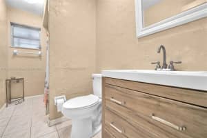 700 NW 88th Terrace, Pembroke Pines, FL 33024, Sold 06/04/25