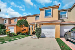 1370 NW 154th Ln, Pembroke Pines, FL 33028, Sold 05/28/25