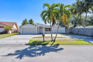 4430 Nw 80th Ter, Lauderhill
