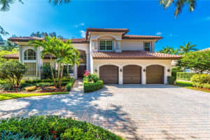 10250 S Lake Vista Cir, Davie, FL 33328, Sold 05/28/25