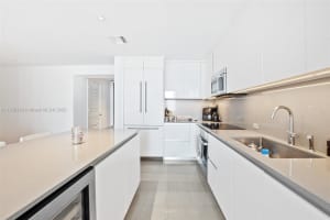 68 SE 6th St Apt 805, Miami, FL 33131, - MLS#A11769360