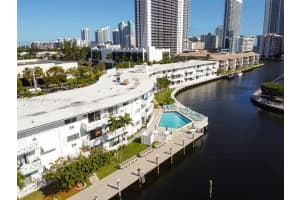 2500 Diana Dr APT 106, Hallandale Beach, FL 33009, Sold 07/16/25