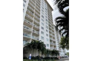 400 Kings Point Dr APT 1126, Sunny Isles Beach, FL 33160, Sold 06/16/25