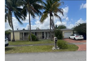 3340 SW 104th Ct, Miami, FL 33165, Sold 04/25/25