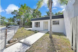 20908 NW 39th Ave, Miami Gardens, FL 33055, Sold 04/28/25
