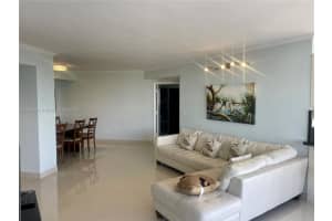 1000 Island Bl 710, Aventura