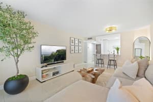 5199 NW 7th St APT 208, Miami, FL 33126, Sold 06/13/25