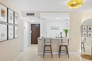 5199 NW 7th St APT 208, Miami, FL 33126, Sold 06/13/25